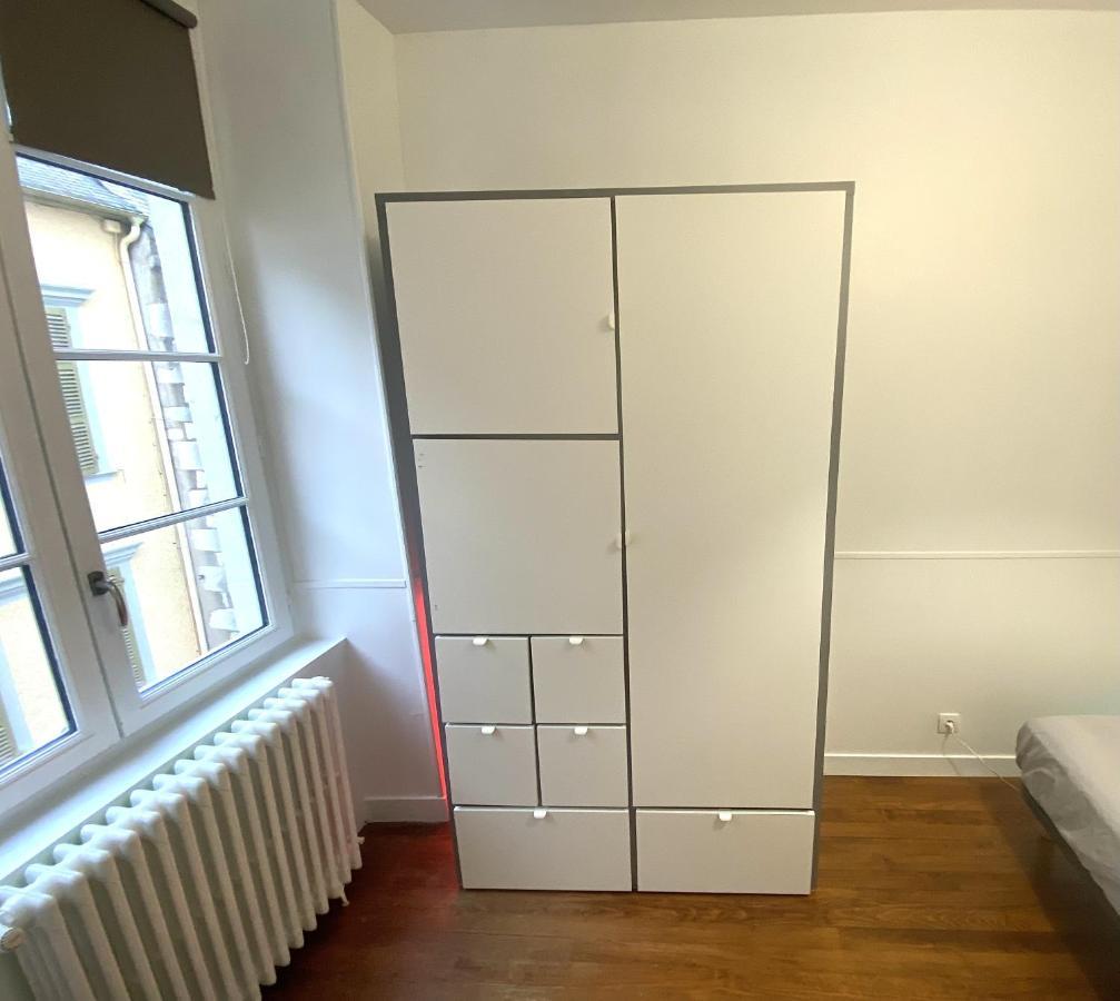 Floydroom'S Pau Chambre Hotes Dans Appartement Partage Proche Chateau Bagian luar foto