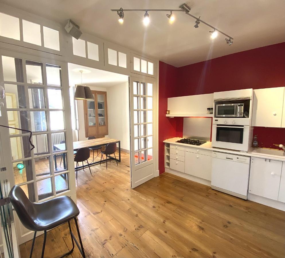 Floydroom'S Pau Chambre Hotes Dans Appartement Partage Proche Chateau Bagian luar foto