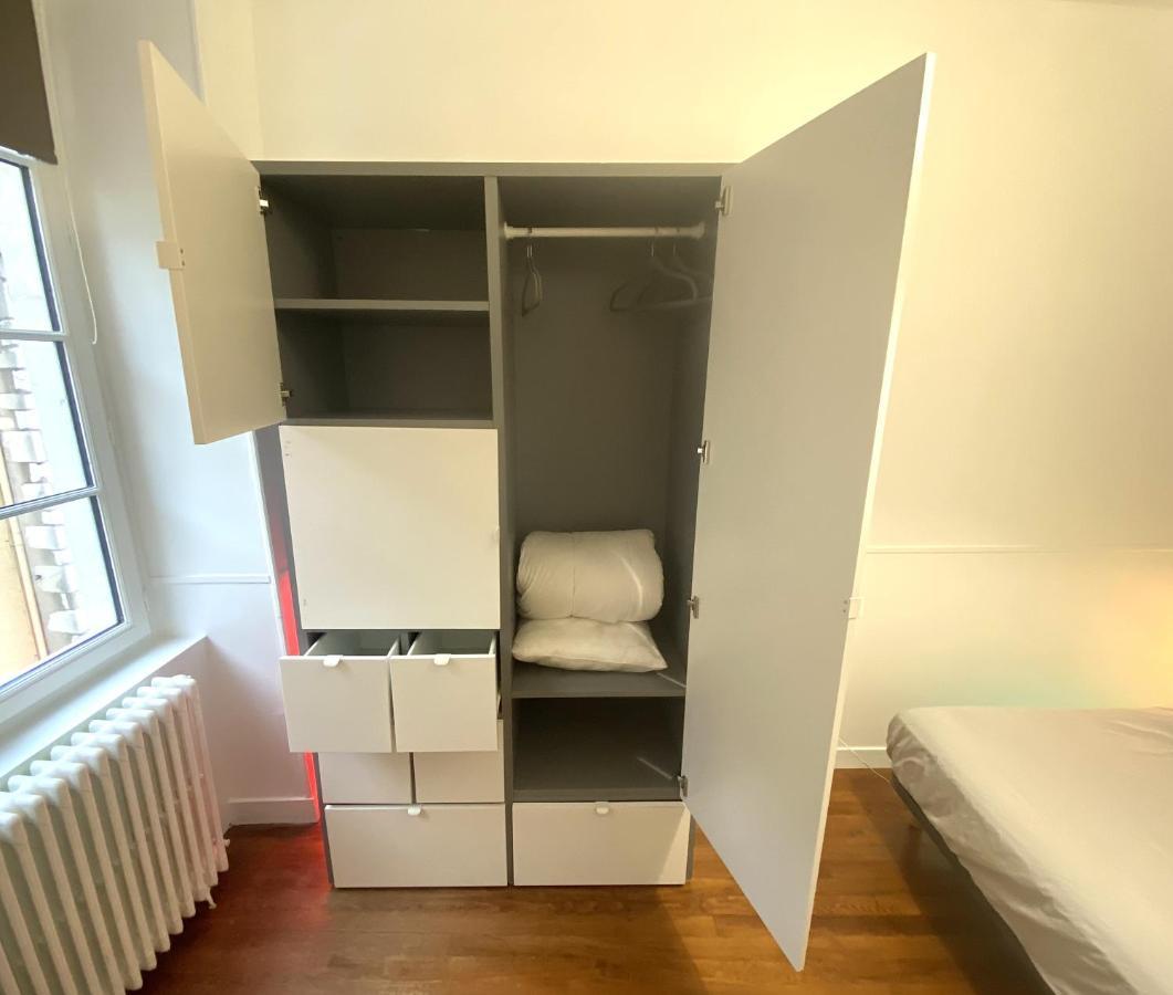 Floydroom'S Pau Chambre Hotes Dans Appartement Partage Proche Chateau Bagian luar foto